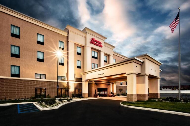 Hampton Inn & Suites - Toledo