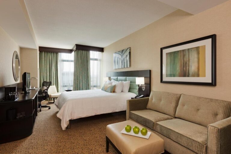 Hilton Garden Inn Washington D.C. U.S. Capitol with indoor pool in dc 3