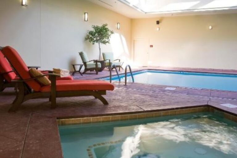 Hotels with Hot Tubs in Room - Asheville