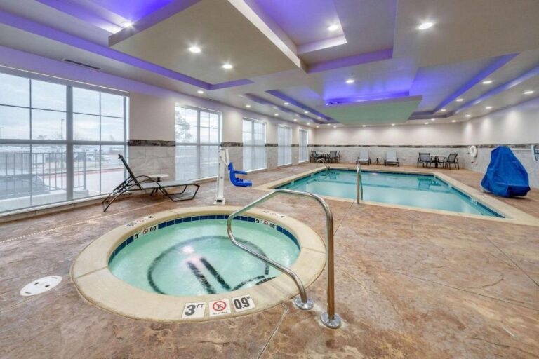 Hotels with In-Room Spa Bath - Oklahoma City 5
