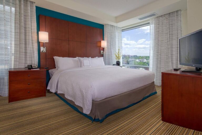 Residence Inn by Marriott Arlington Ballston with indoor pool in dc 3