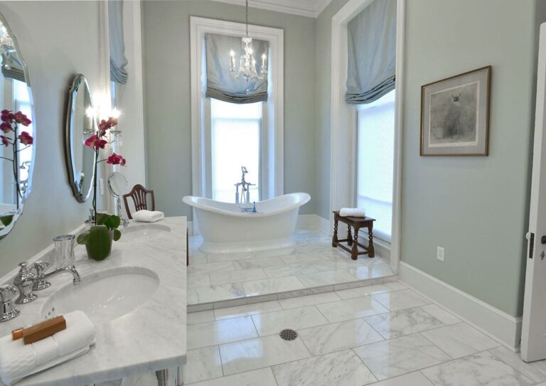 The James Lee House honeymoon suites in memphis