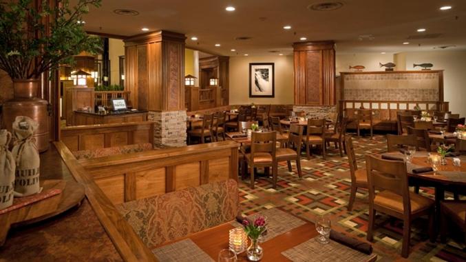 The Park Vista A DoubleTree by Hilton Hotel Gatlinburg with indoor pool in gatlinburg 2