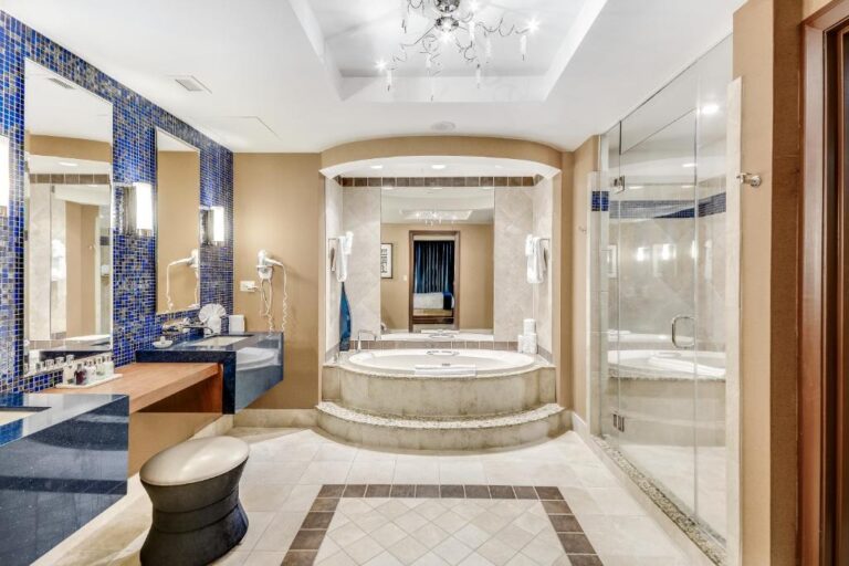 atlantic city honeymoon suites at Harrah's Resort