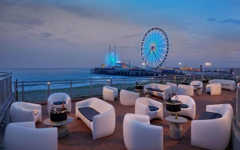 honeymoon suites at Hard Rock Hotel & Casino in atlantic city
