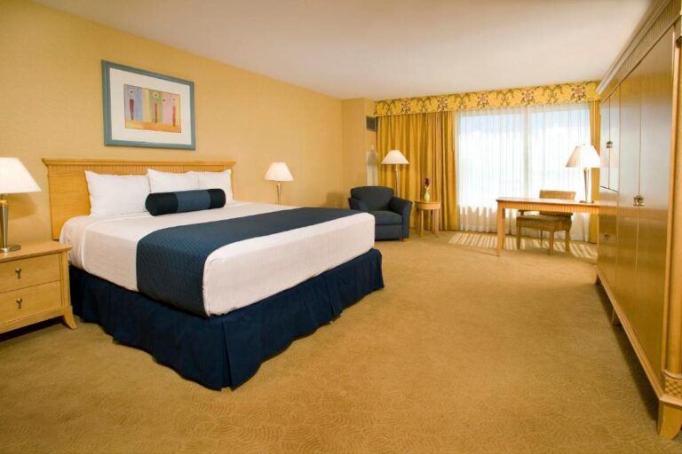honeymoon suites at Resorts Casino Hotel in new jersey