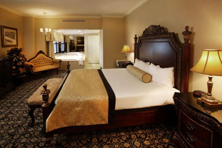 honeymoon suites at The Claridge Hotel in atlantic city