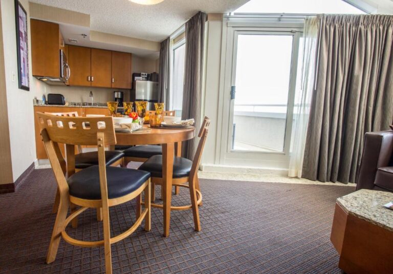 honeymoon suites in atlantic city at Boardwalk Resorts - Flagship