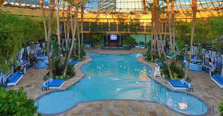 honeymoon suites in atlantic city at Harrah's Resort