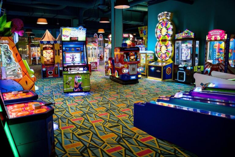 nyc weekend getaways at The Kartrite Resort and Indoor Waterpark