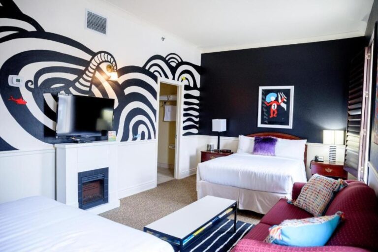 weekend getaways at Arlington Hotel Paris from toronto