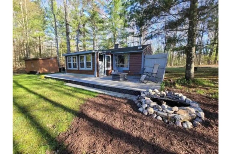 weekend getaways at The Cozy Cabin from chicago