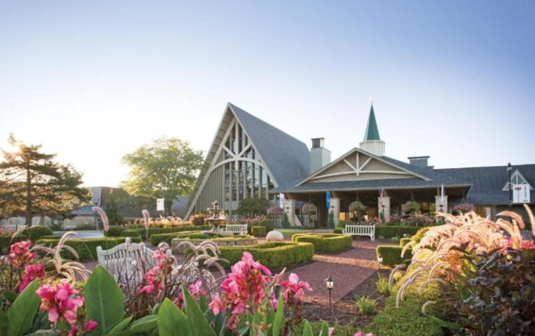 weekend getaways from chicago at The Abbey Resort