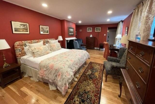 weekend getaways from new jersey at La Reserve Bed and Breakfast