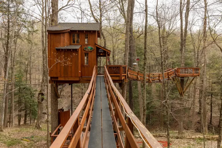 weekend getaways from nyc in winter at The Magical Chez' Tree Rest Treehouse