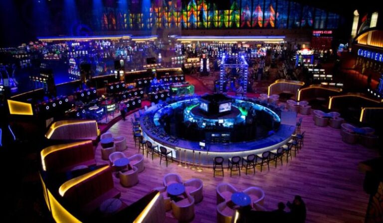 weekend getaways from toronto at Seneca Niagara Resort & Casino