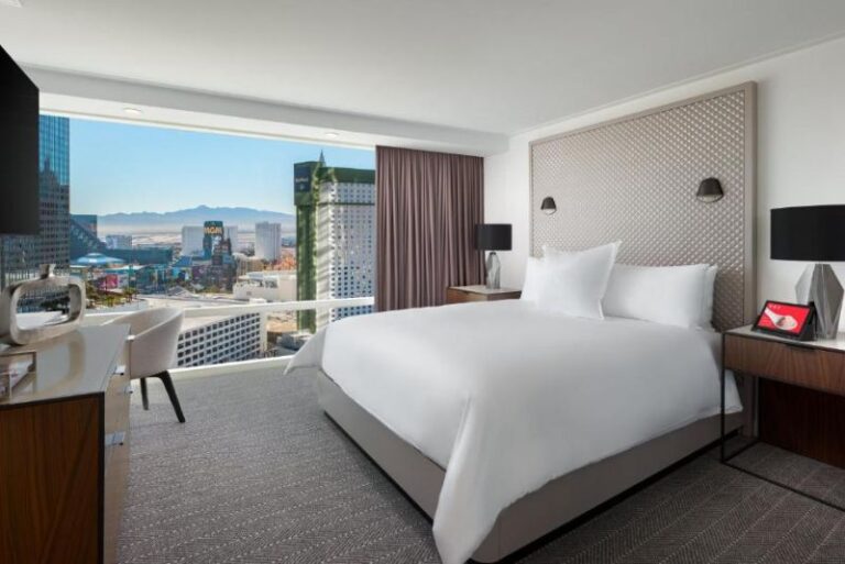 Best Themed Hotels in Las Vegas 2