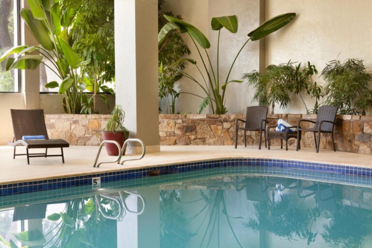 Embassy Suites by Hilton Oklahoma City Will Rogers Airport with indoor pool