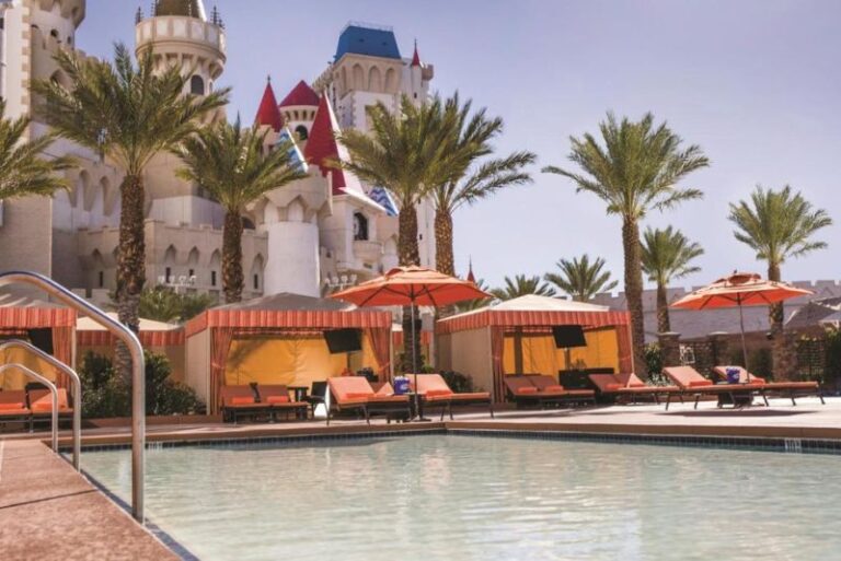 Fantasy Hotels in Las Vegas for Couple's Getaway 3