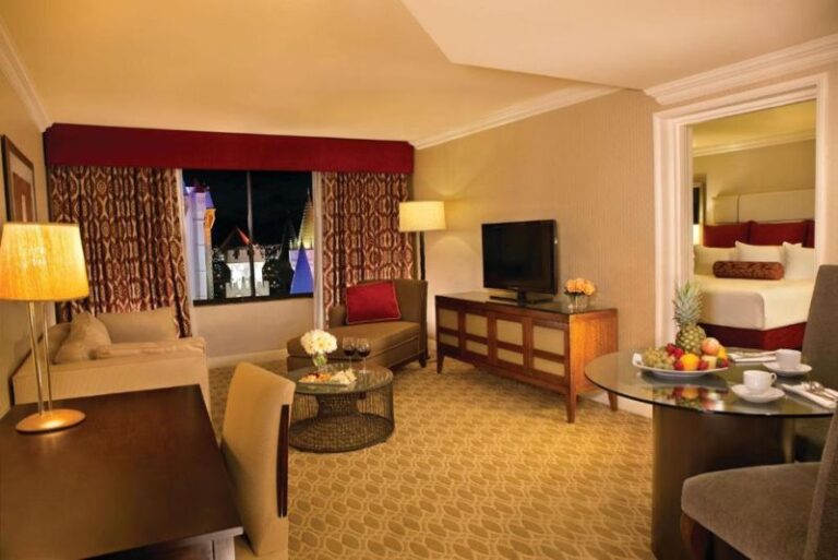Fantasy Hotels in Las Vegas for Couple's Getaway 4