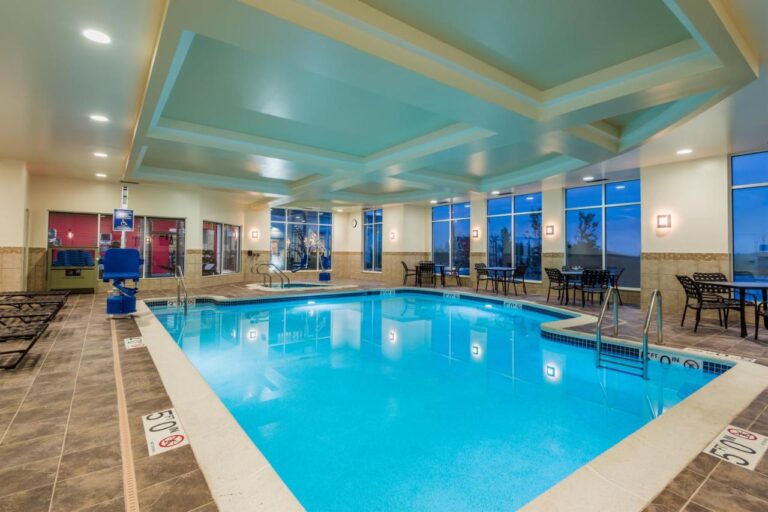 Hilton Garden Inn Wayne with indoor pool in nj