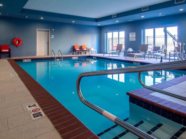 Holiday Inn Express & Suites Oklahoma City Airport an IHG Hotel with indoor pool