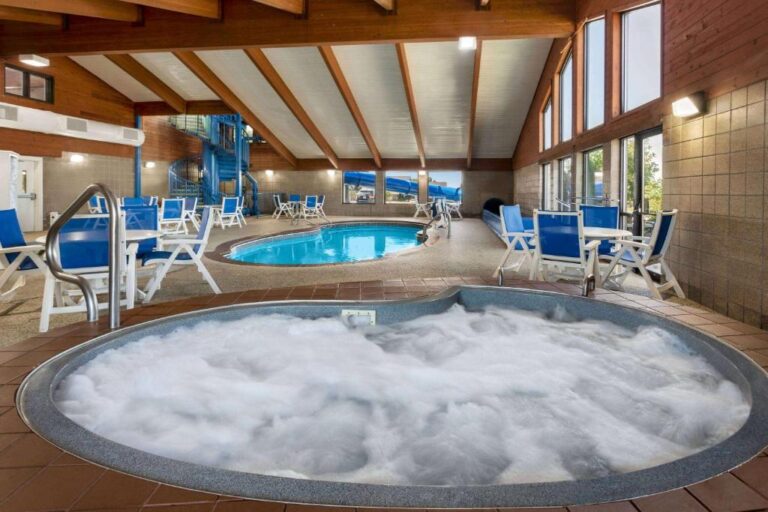 Hotels in Rapid City with Hot Tub 2