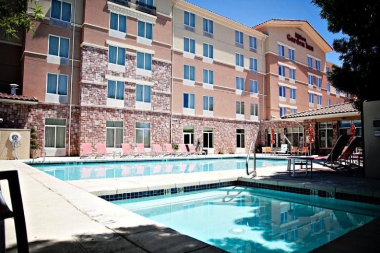 Hotels in St.George with Hot Tub