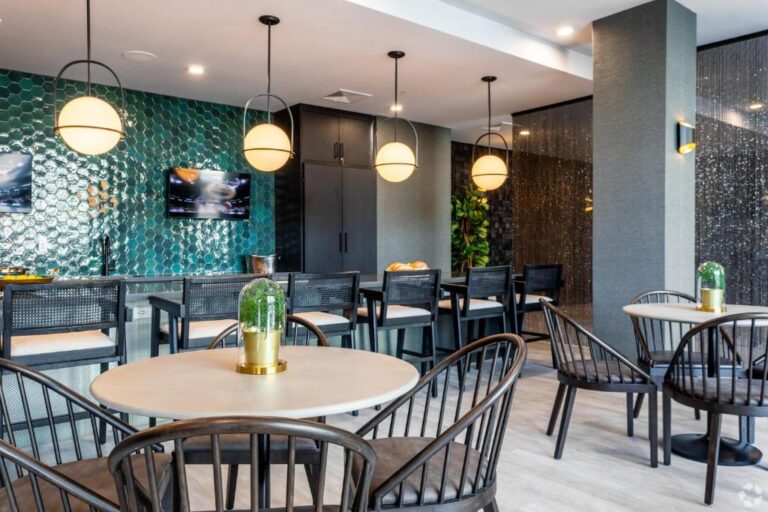 Luxury Apartments by Hyatus at Pierpont