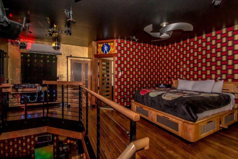 weekend getaways at Adventure Suites from connecticut