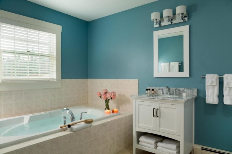 weekend getaways at Sugar Hill Inn from connecticut