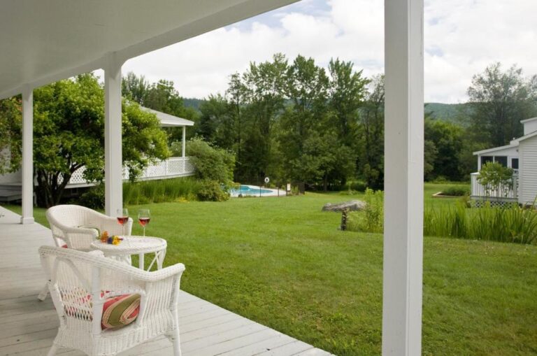 weekend getaways from connecticut at Sugar Hill Inn