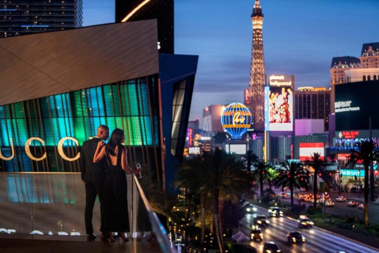 Hotels for Couples with Themed Suites in Las Vegas