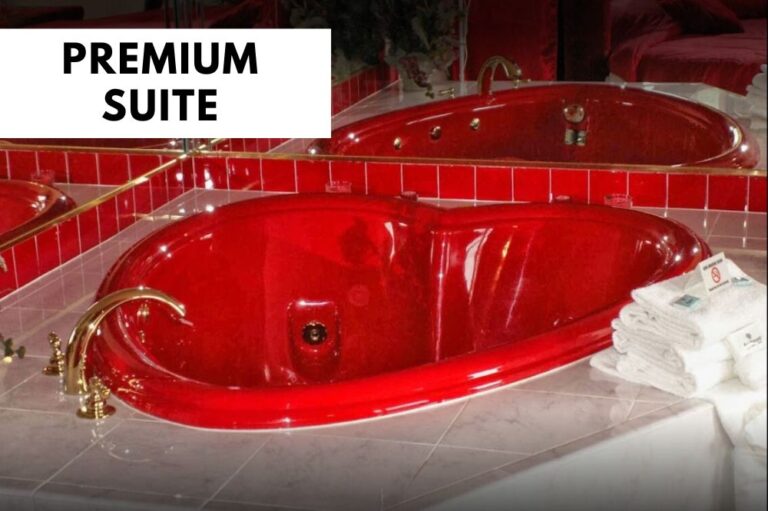 premium suite with hot tub in chicago