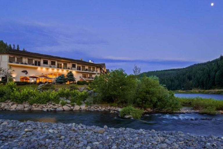 Fantasy Hotels in Idaho (25)