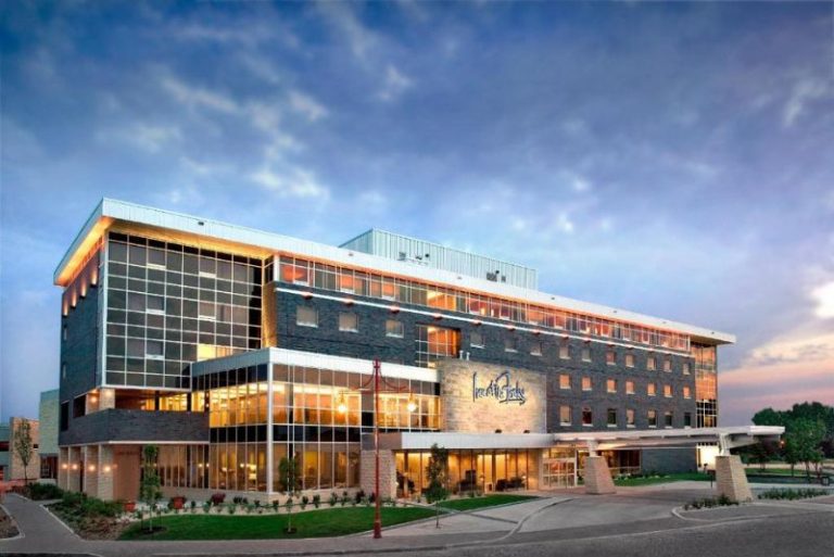 Themed and Fantasy Hotels in Winnipeg 6