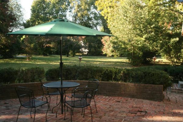 Charred Oaks Inn6