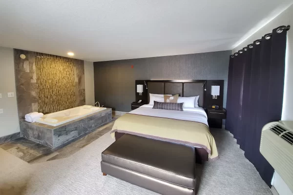 Express Suites Riverport Inn & Suites Winona Suite