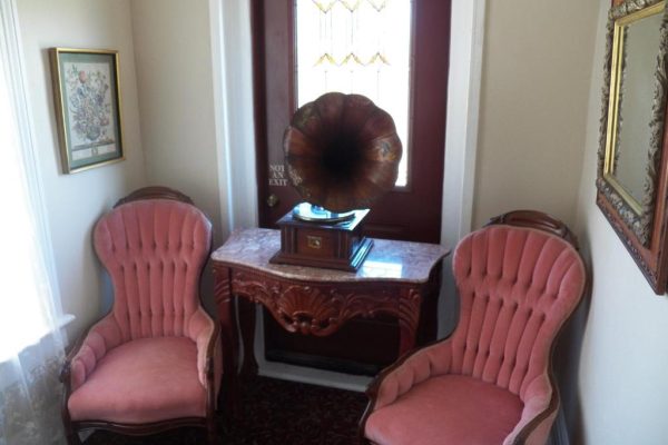 Grand Victorian Inn2