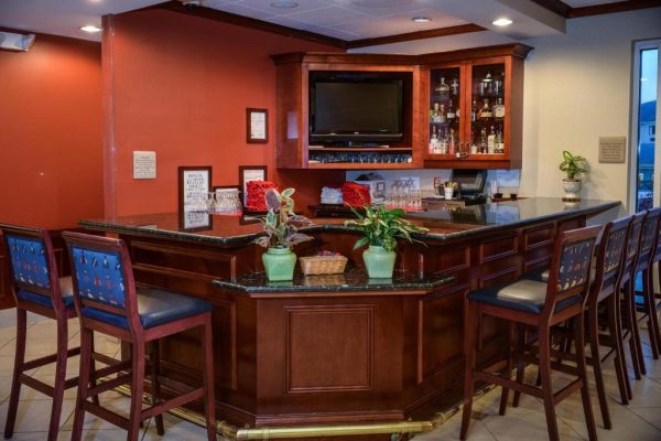 Hilton Garden Inn3