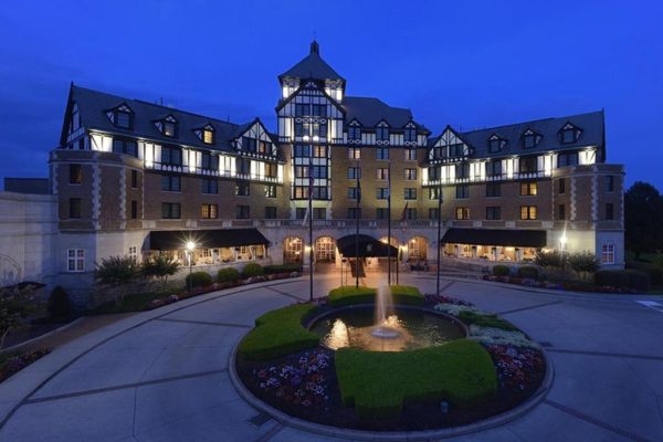 Hotel Roanoke & Conference Center