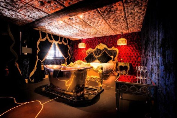 Hotels for Couples in London -Crazy Bear Beaconsfield