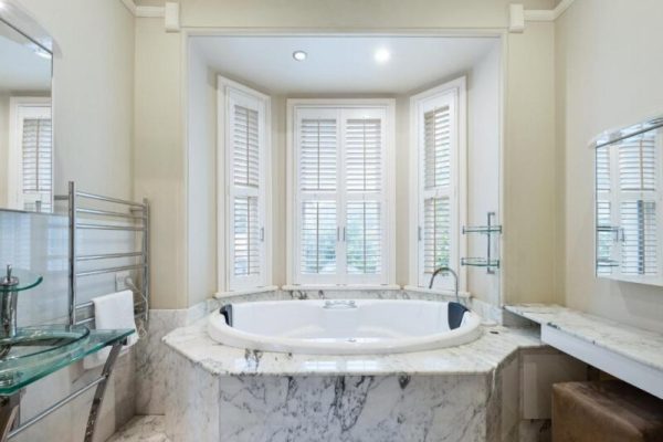 Mesmerizing 3BR Home 3