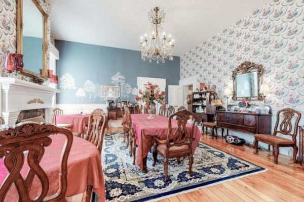 Themed Hotels in Kentucky (2)