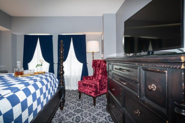 Themed hotels in Massachusetts The Kendall Hotel 3