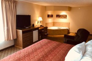 honeymoon suites Shenandoah Inn & Suites lowa