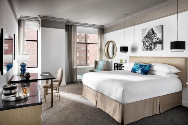 hotels for couples in chicago - the blackstone 1