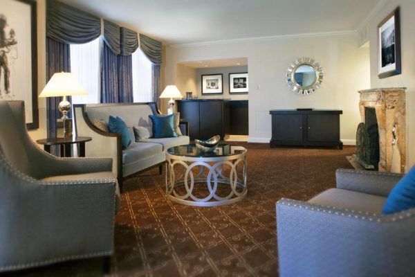 hotels for couples in chicago - the palmer house 4