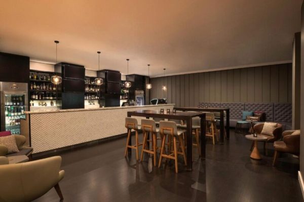 hotels with a hot tub Mantra on Russell Melbourne 3