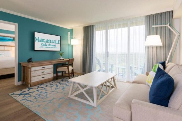 love hotels in Houston-Margaritaville Lake Resort2